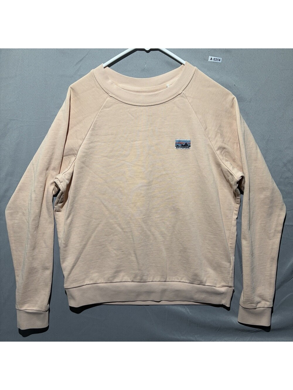 Patagonia Women's Pullover Sweatshirt Long Sleeve - Size XS - Crew Neck - Salmon